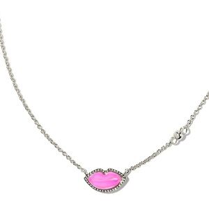 NWT Kendra Scott Pink Lip Silver Pendant Necklace